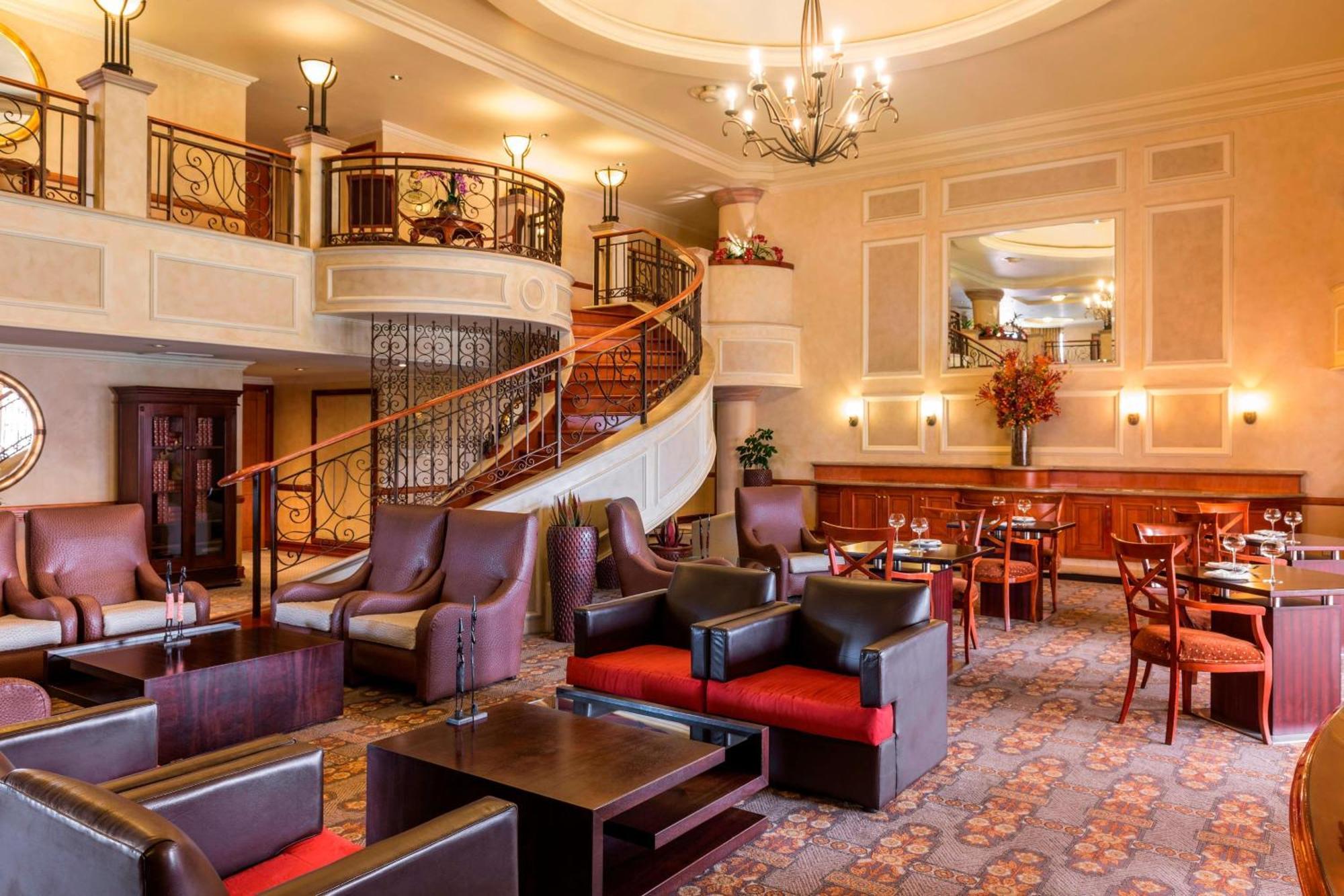 Ct Hotel Pretoria-Noord Zewnętrze zdjęcie The interior of the hotel