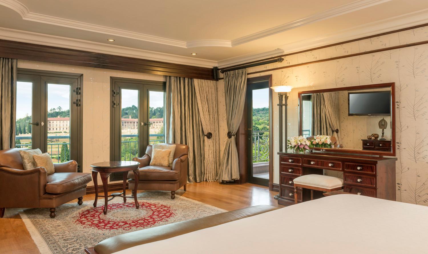 Ct Hotel Pretoria-Noord Zewnętrze zdjęcie A suite at the Taj Bengal