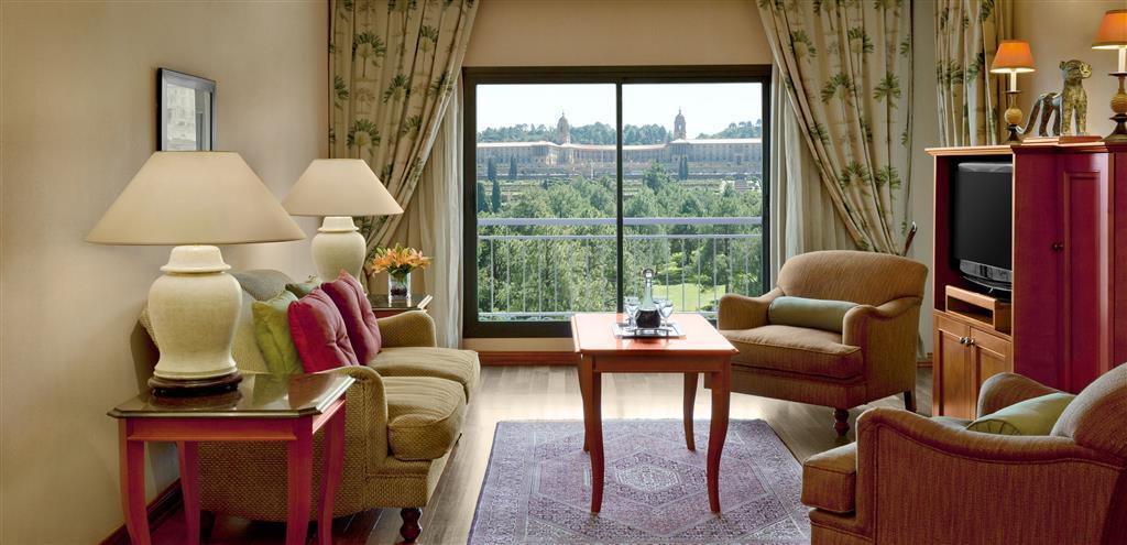 Ct Hotel Pretoria-Noord Pokój zdjęcie A living room at the Four Seasons Hotel Madrid